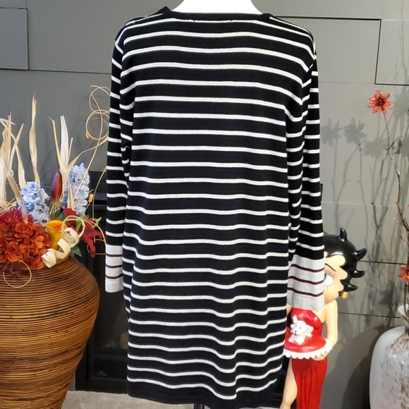 NWOT Striped Sweater with Contrast Cuff - Picture 2 of 7
